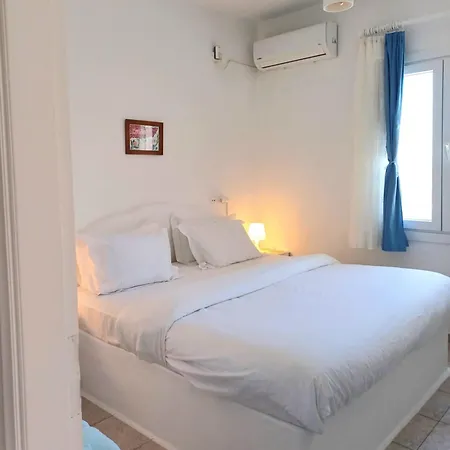 Maison d'hôtes Georgia Milos 3*