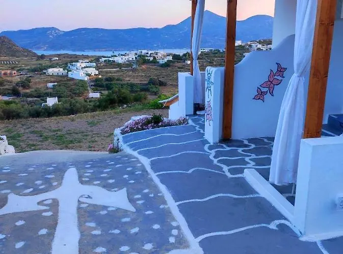 Guest house Georgia Milos 3*