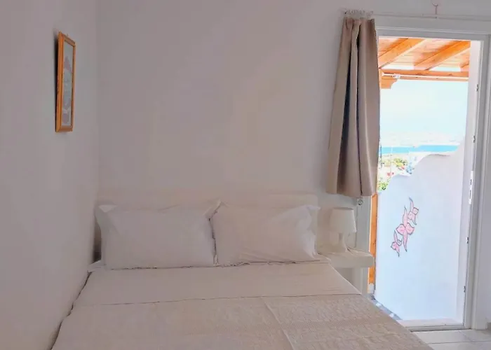 Guest house Georgia Milos