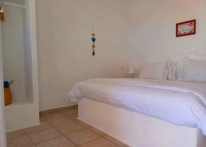 Georgia Milos Guest house