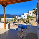 Georgia Milos بيت ضيافة Plaka (Milos)