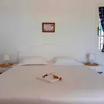 Georgia Milos Plaka (Milos)