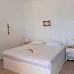 Pensionat Georgia Milos 3*