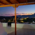 Georgia Milos بيت ضيافة Plaka (Milos)