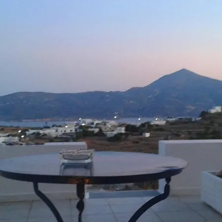 Georgia Milos Plaka (Milos)