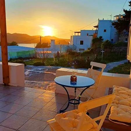 Guest house Georgia Milos