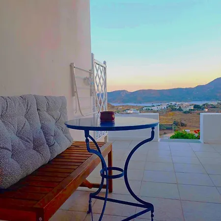 Guest house Georgia Milos *