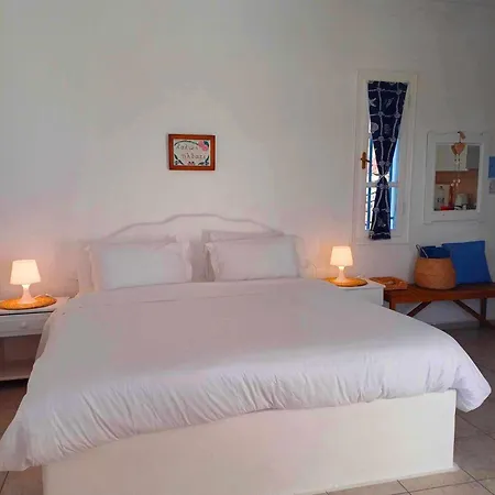 Konukevi Georgia Milos 3*