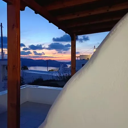 Georgia Milos بيت ضيافة Plaka (Milos)