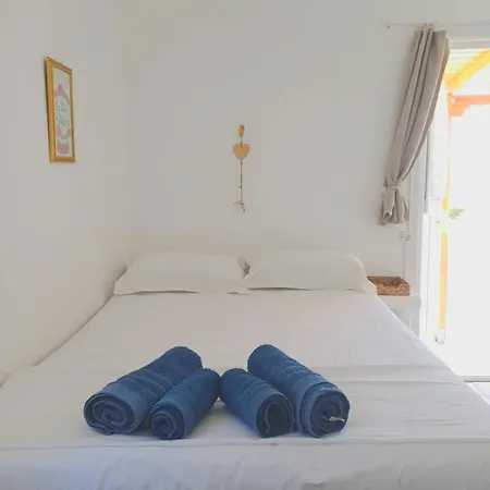 Vendégház Georgia Milos 3*