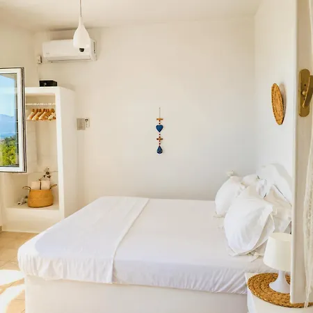 Pensionat Georgia Milos 3*