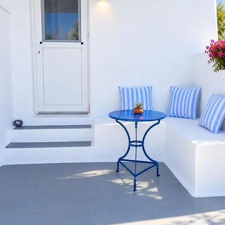 Georgia Milos 3*