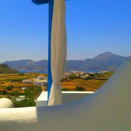 Georgia Milos Guest house *