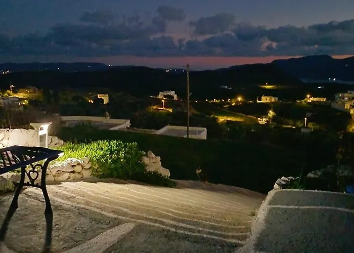 Georgia Milos 3* Plaka (Milos)